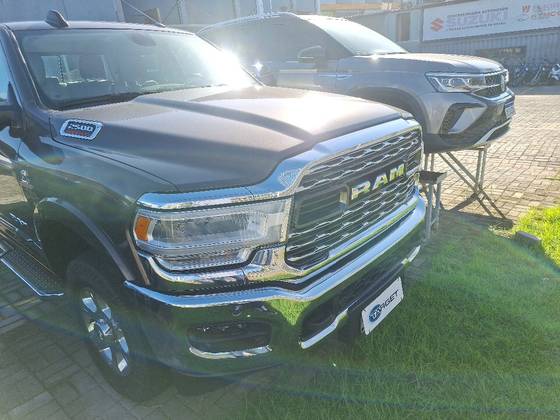 RAM 2500 6.7 I6 TURBO DIESEL LARAMIE CD 4X4 AUTOMÁTICO RAM 2500 6.7 I6 TURBO DIESEL LARAMIE CD 4X4 AUTOMÁTICO